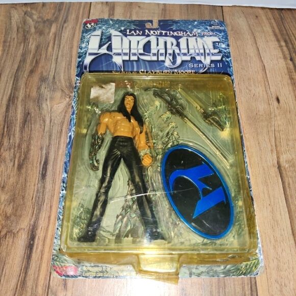 NIP Witchblade Ian Nottingham 1999 Sculpted by Clayburn Moore 1999 Series II. Pa - Picture 1 of 7